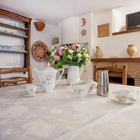 Apartment Awesome In Lu With Wifi Verni